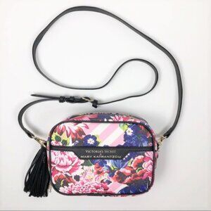 VS Crossbody Belt Bag X MK Artist NWT 🤍 RET $88-